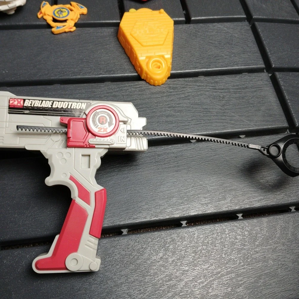 VTG White Dragoon G Tyson RC Grip Beyblade Launcher Takara V Force + Extras - ZC